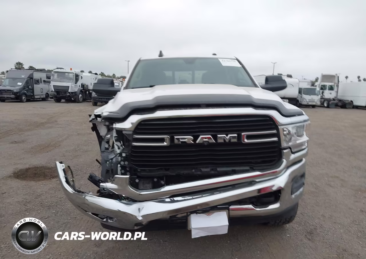2020 Ram 3500 Tradesman 4X4 8' Box VIN:3C63R3GL7LG271097 - 12