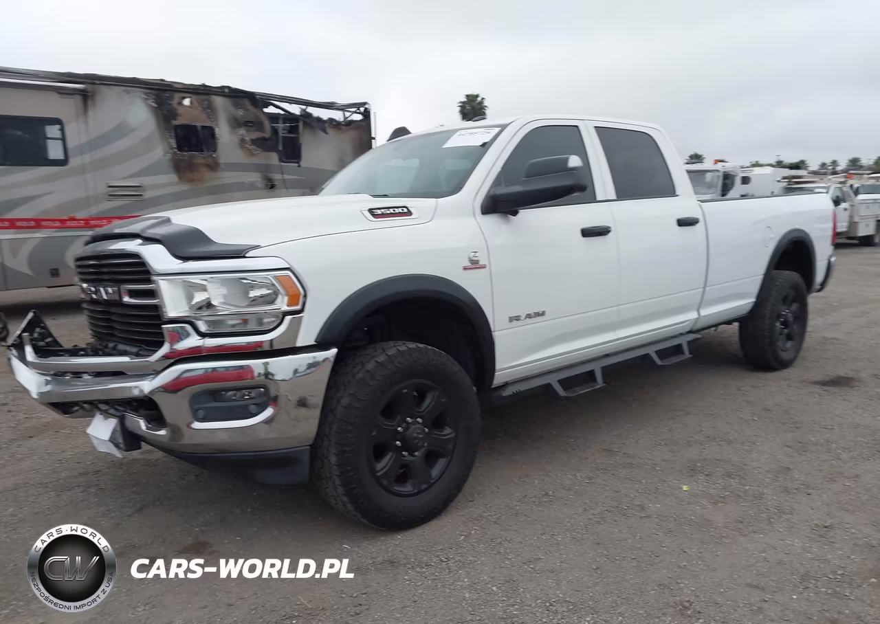 2020 Ram 3500 Tradesman 4X4 8' Box VIN:3C63R3GL7LG271097 - 2