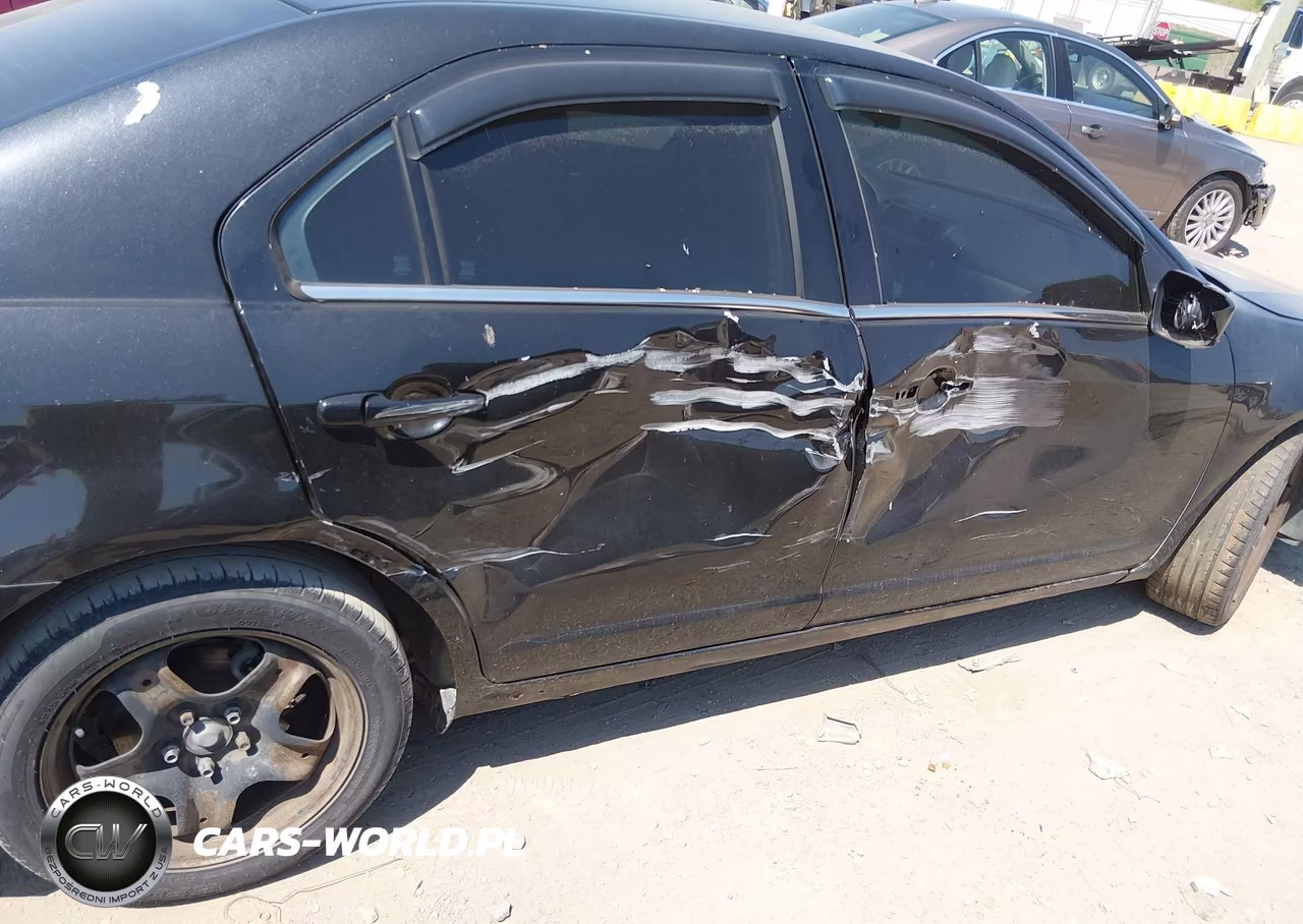 2011 Ford Fusion Se VIN:3FAHP0HA0BR267868 - 12