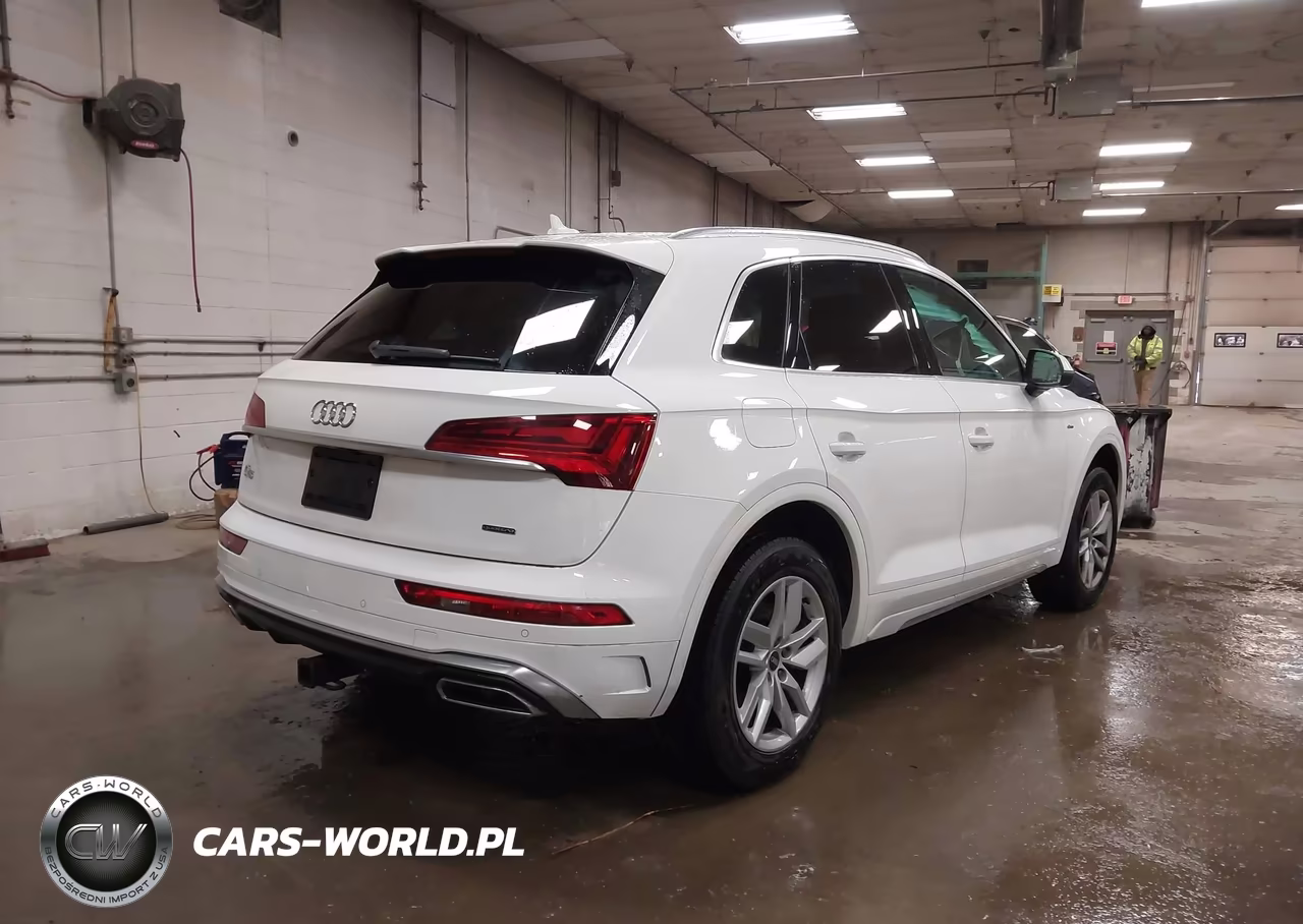 2022 Audi Q5 Premium 45 Tfsi S Line Quattro S Tronic VIN:WA1GAAFYXN2100689 - 4