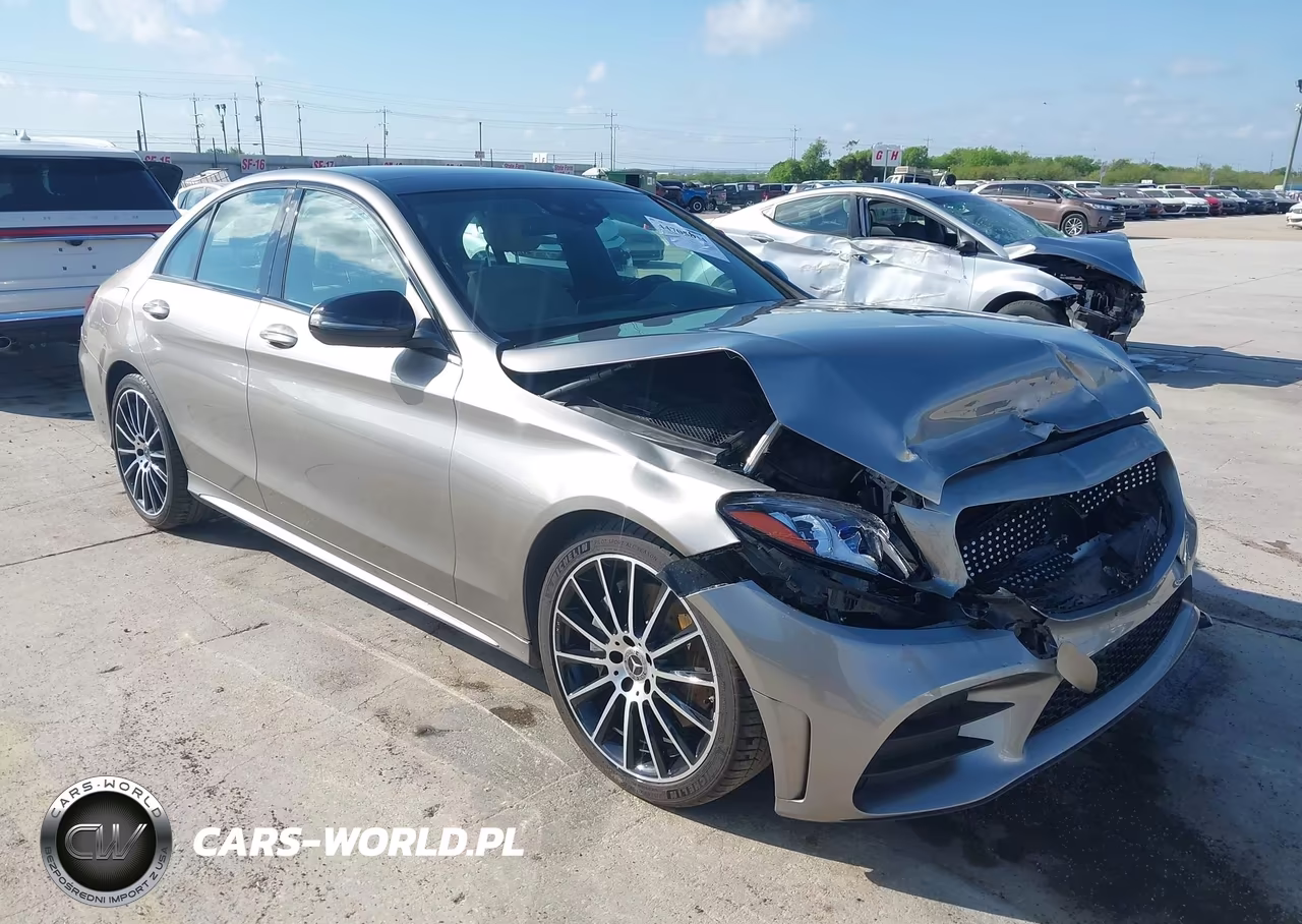 2019 Mercedes-Benz C 300