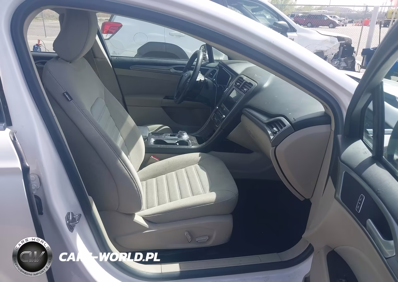 2017 Ford Fusion Se VIN:3FA6P0HD5HR313267 - 5
