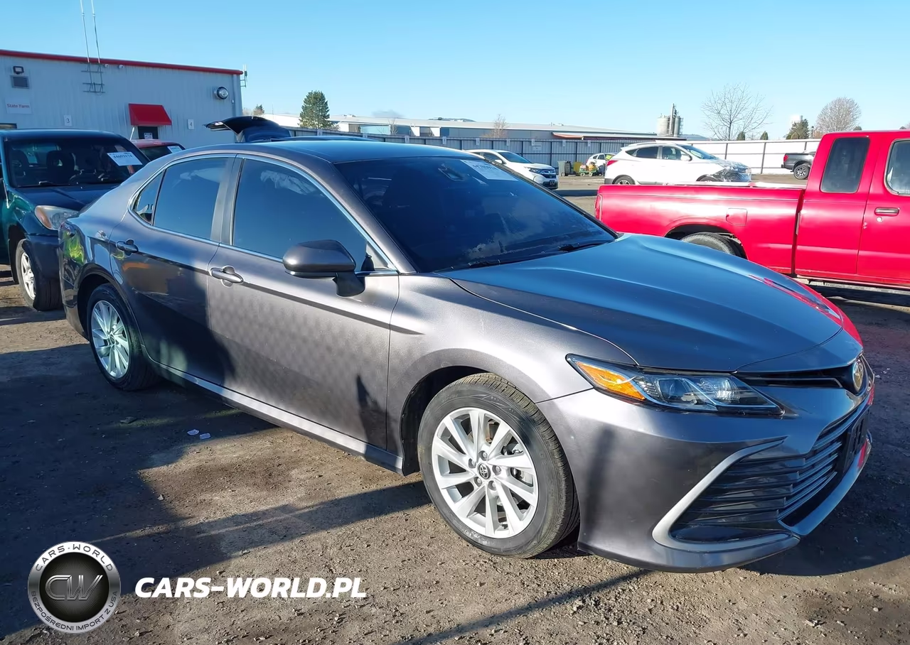 2021 Toyota Camry Le