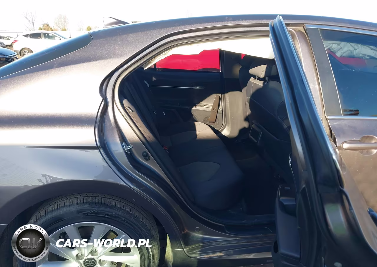2021 Toyota Camry Le VIN:4T1C11AK9MU466455 - 8