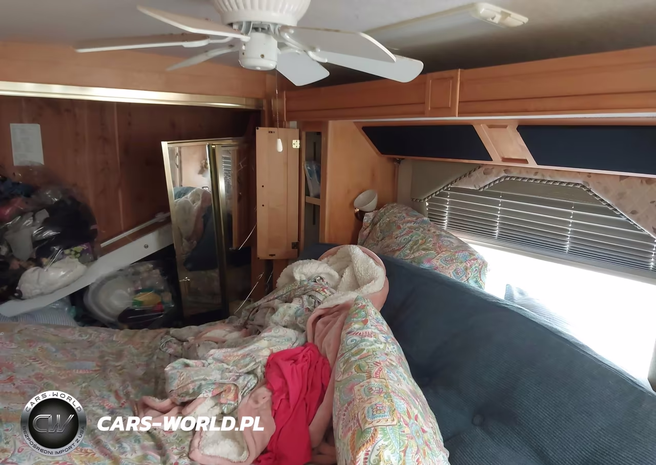 2001 Spartan Motors Motorhome 4Vz VIN:4VZBN22901C037940 - 14
