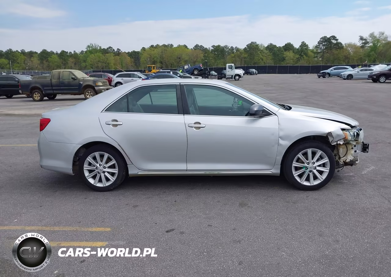 2014 Toyota Camry Xle VIN:4T1BF1FK2EU449441 - 13