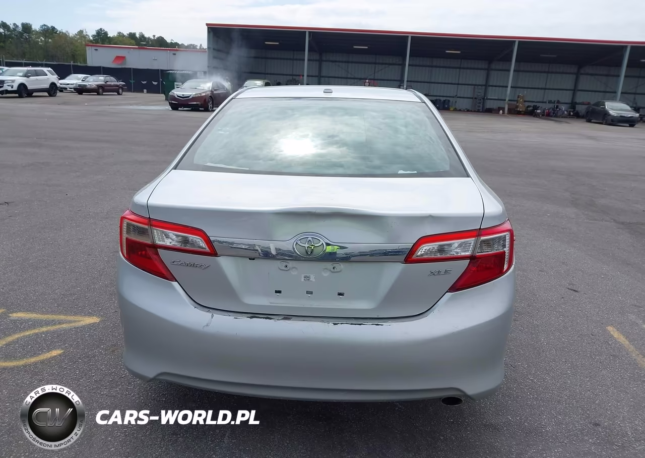 2014 Toyota Camry Xle VIN:4T1BF1FK2EU449441 - 16