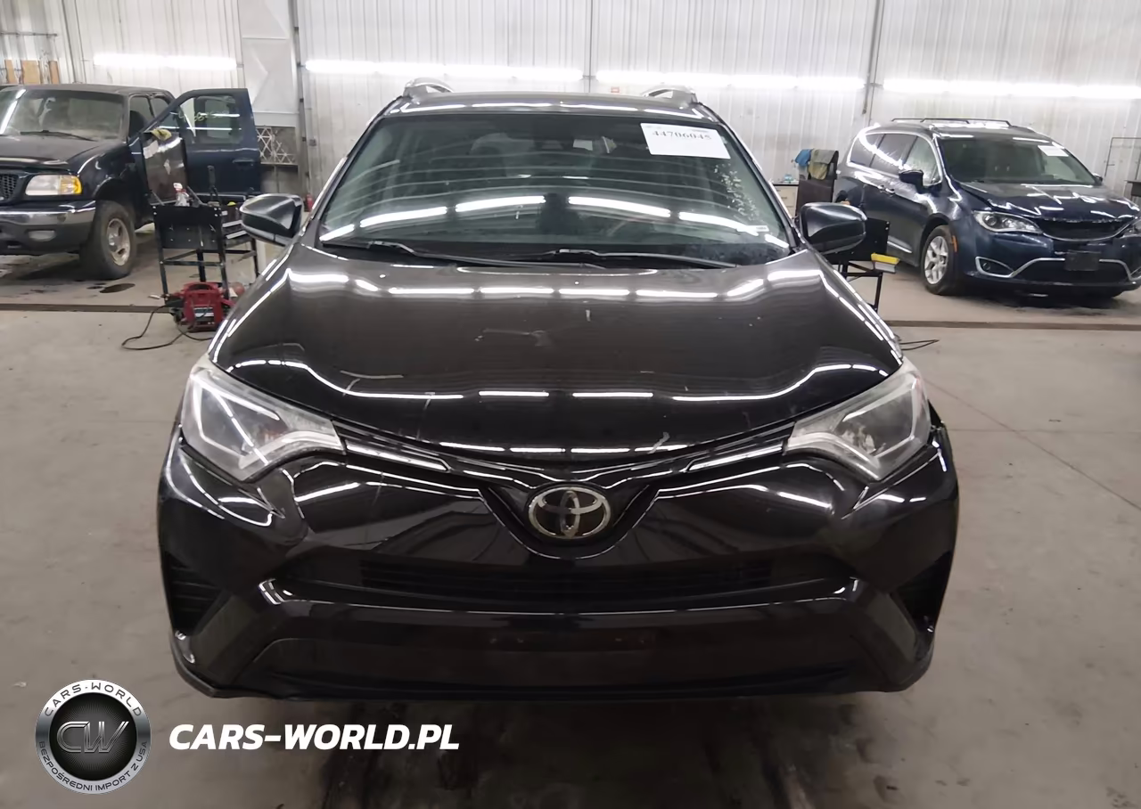 2018 Toyota Rav4 Le VIN:2T3BFREV7JW833565 - 13