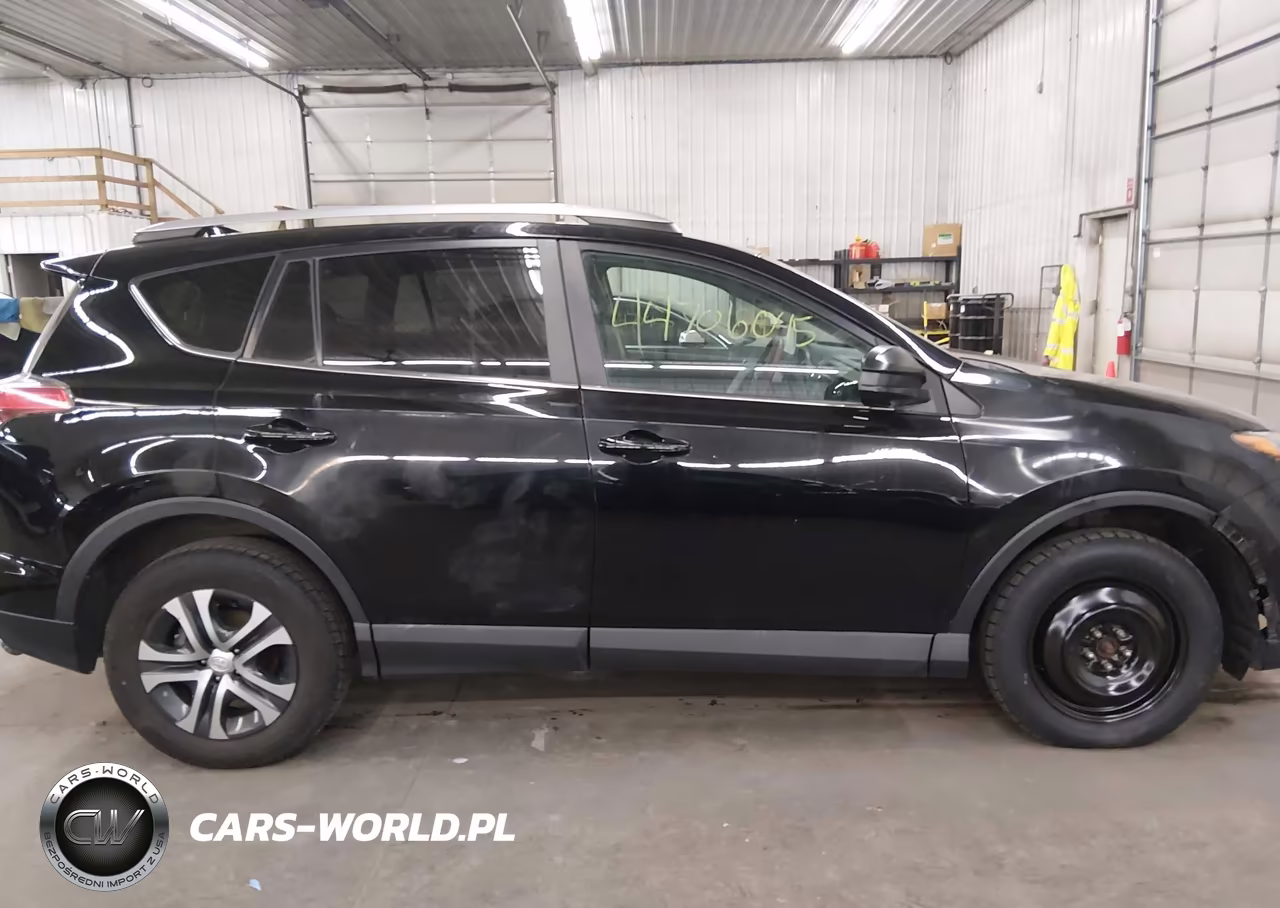 2018 Toyota Rav4 Le VIN:2T3BFREV7JW833565 - 14
