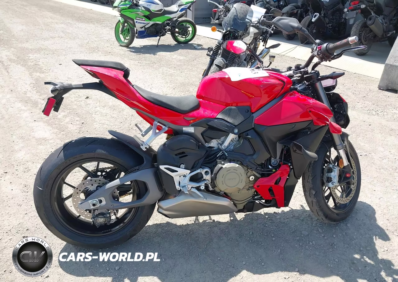 2026 Ducati Streetfighter V4-V4S VIN:ZDMFAK6W4TB001745 - 12