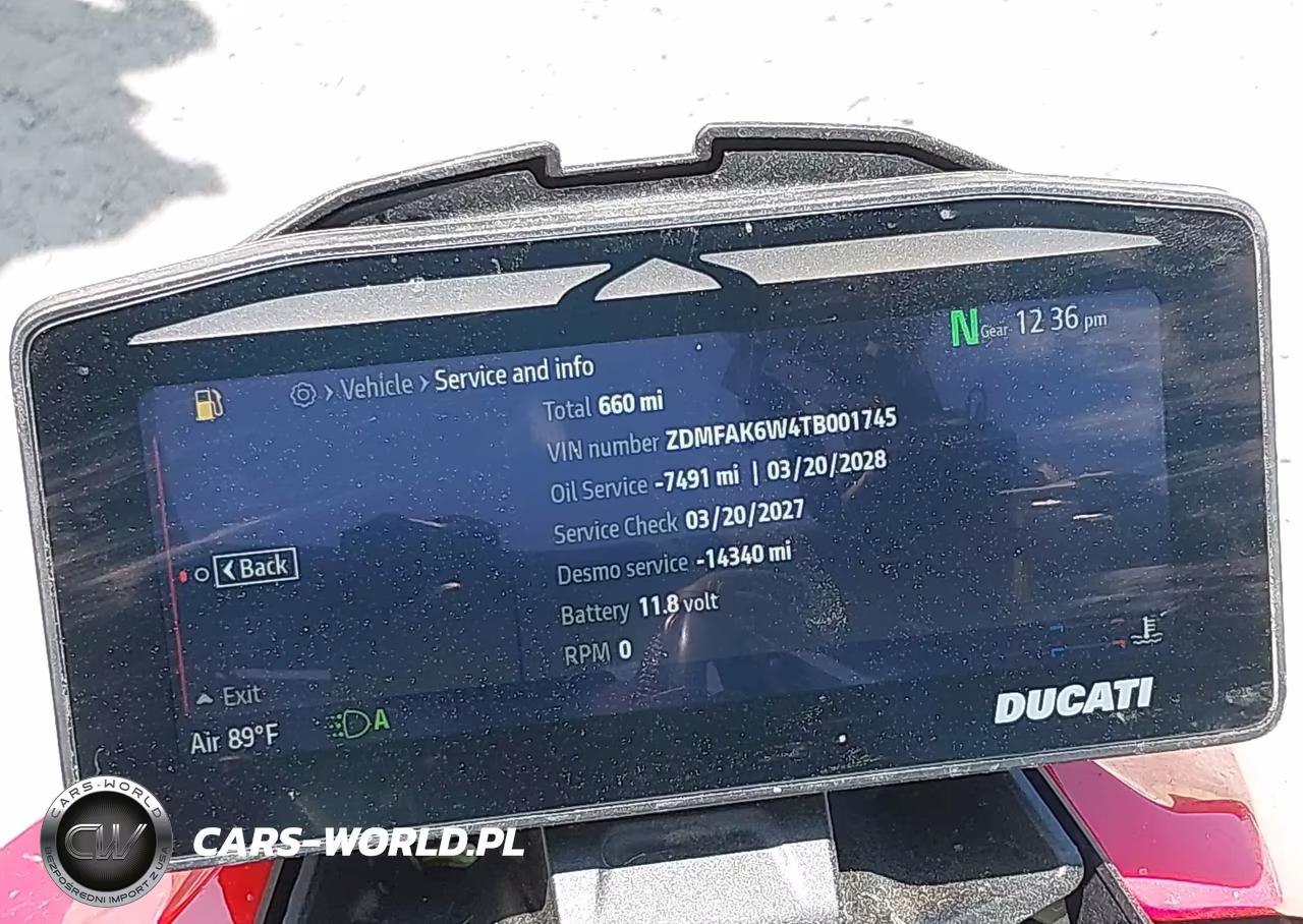 2026 Ducati Streetfighter V4-V4S VIN:ZDMFAK6W4TB001745 - 7