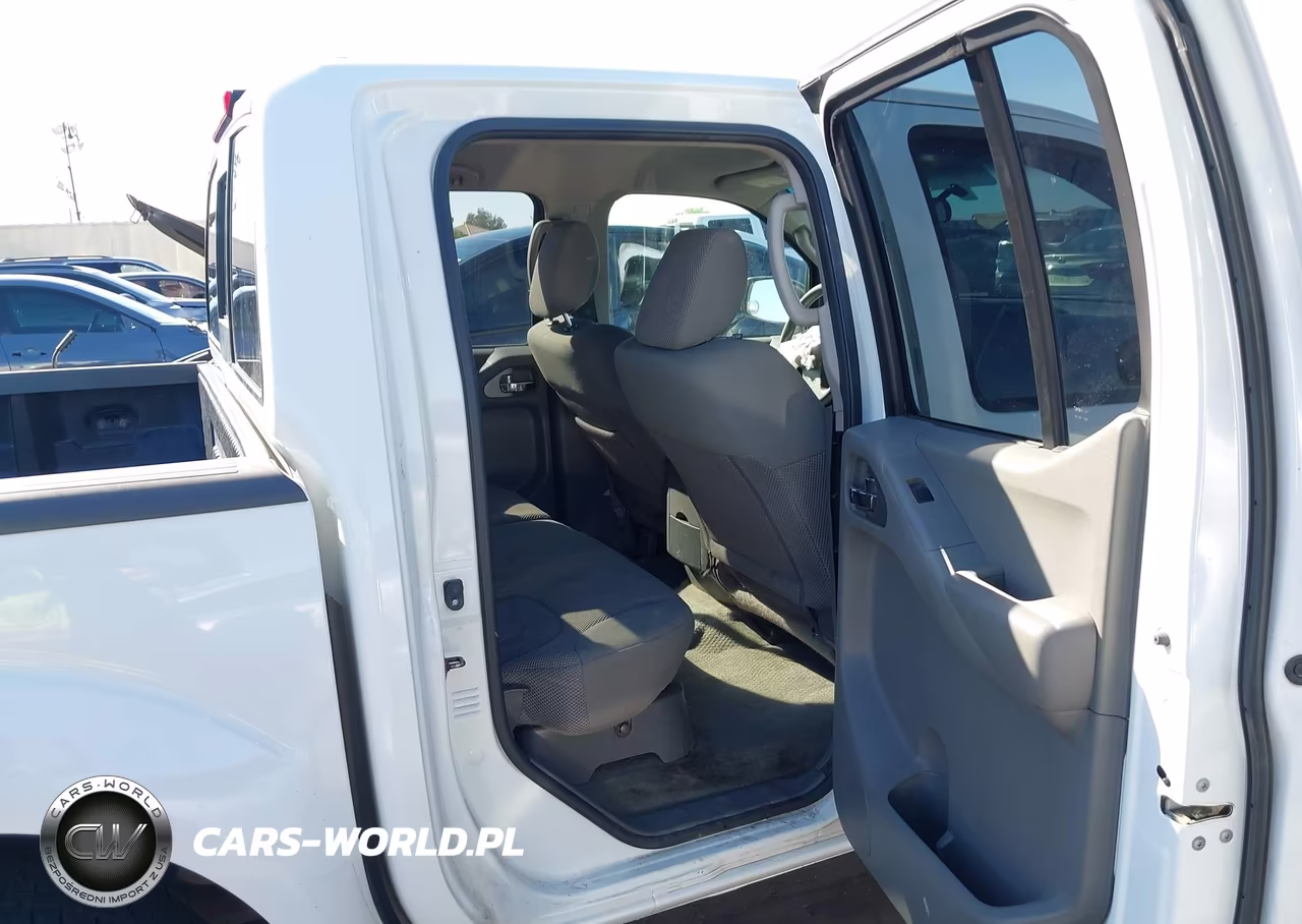 2015 Nissan Frontier Desert Runner-S-Sl-Sv VIN:1N6AD0ERXFN708152 - 8