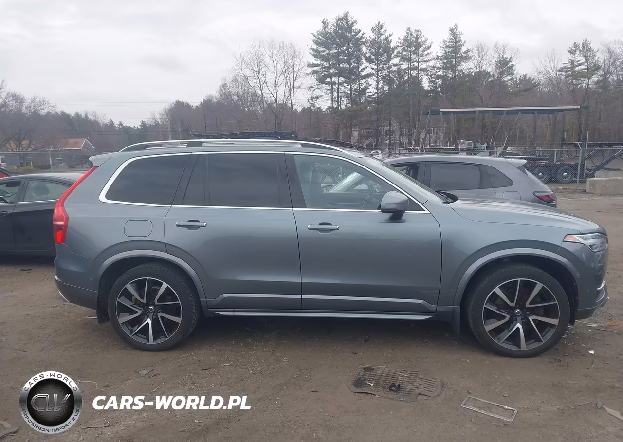 2018 Volvo Xc90 T6 Momentum VIN:YV4A22PK3J1368750 - 13