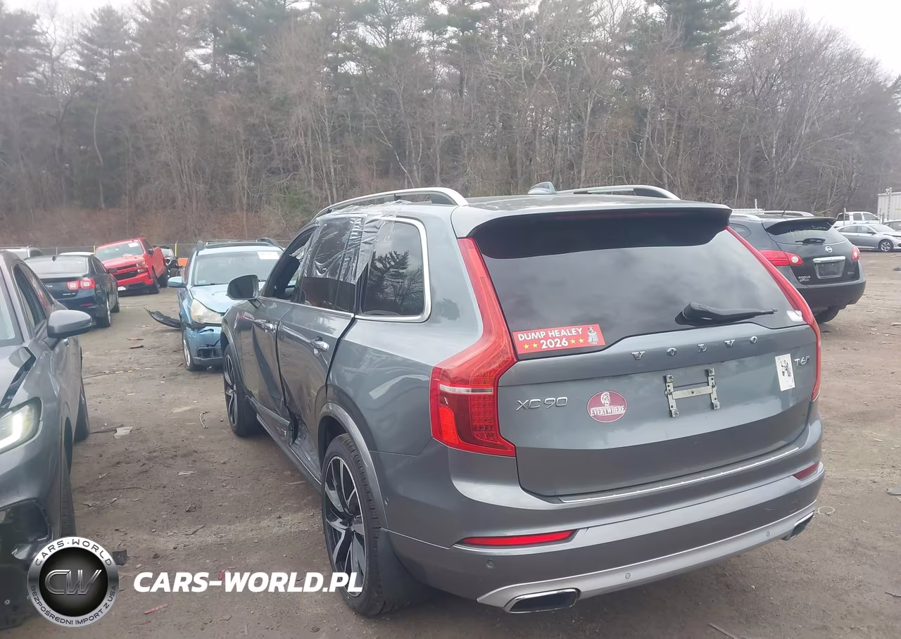 2018 Volvo Xc90 T6 Momentum VIN:YV4A22PK3J1368750 - 3
