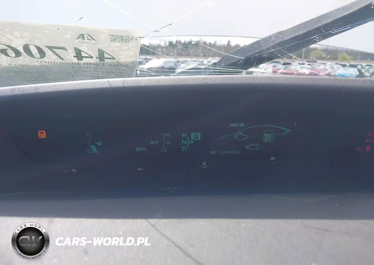 2015 Toyota Prius Two VIN:JTDKN3DU9F0444351 - 7