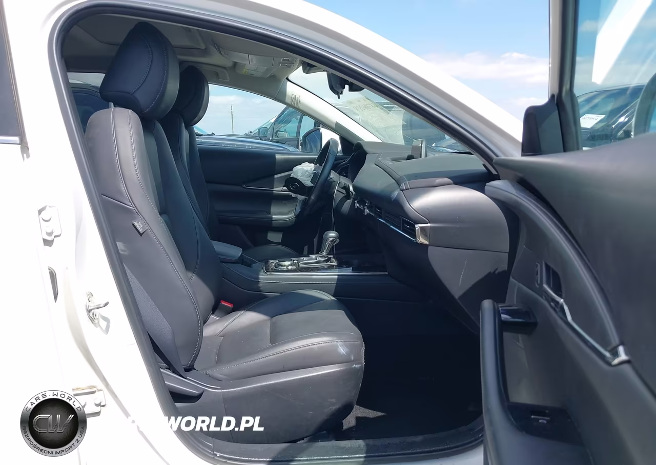 2022 Mazda Cx-30 Preferred VIN:3MVDMBCL8NM423693 - 5