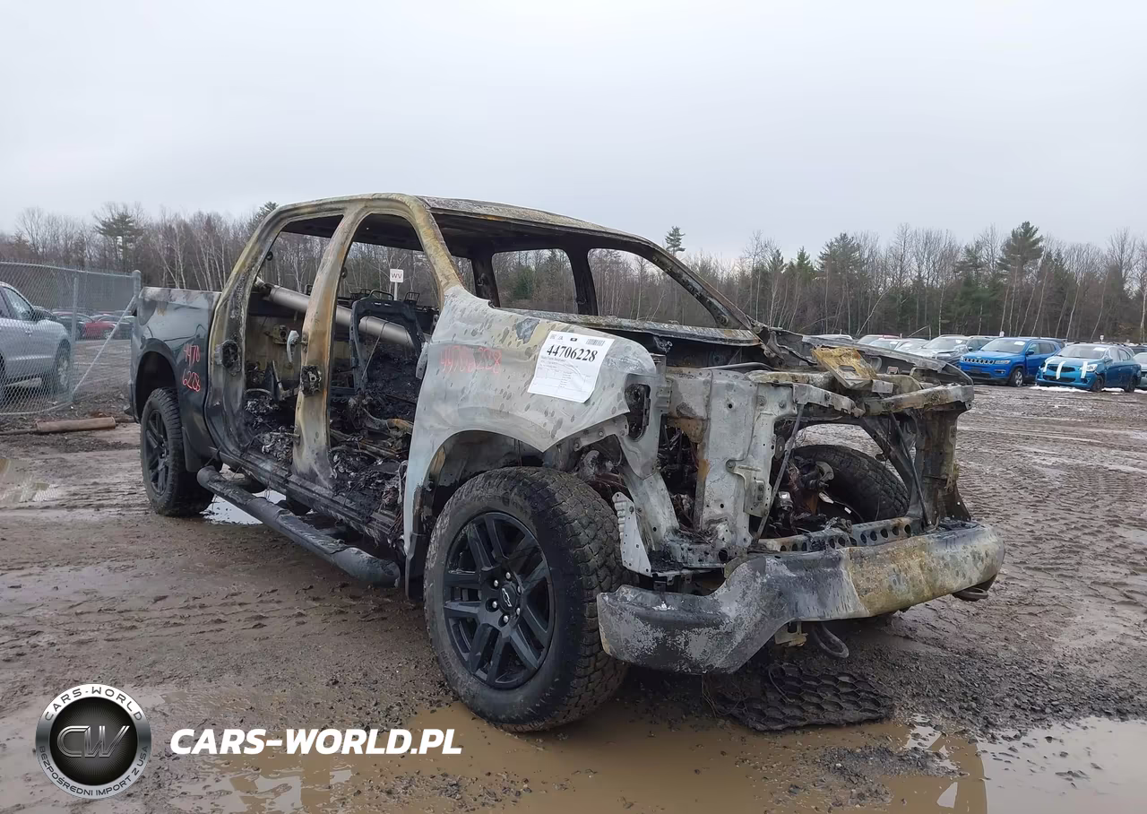 2024 Chevrolet Silverado 1500 – zdjęcie 1 z 15