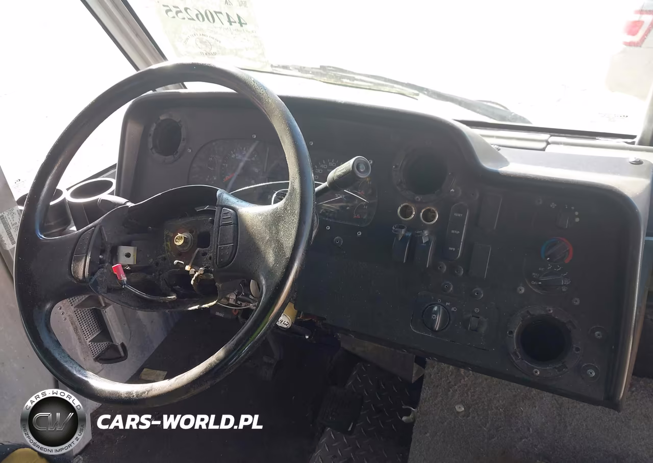 2016 Ford F-59 Commercial Stripped VIN:1F66F5KY7G0A08537 - 16