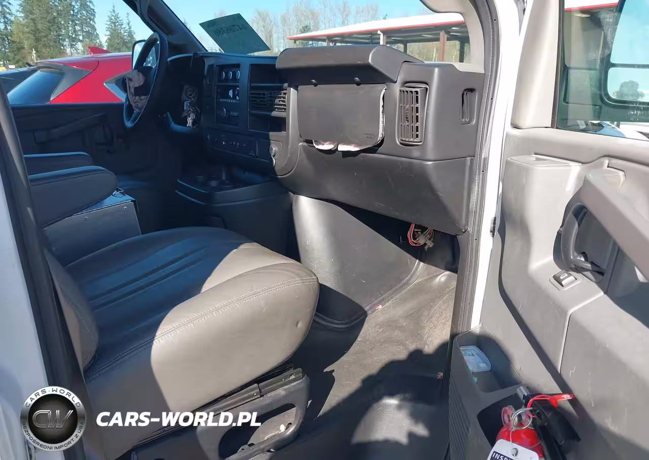 2018 Chevrolet Express 2500 Work Van