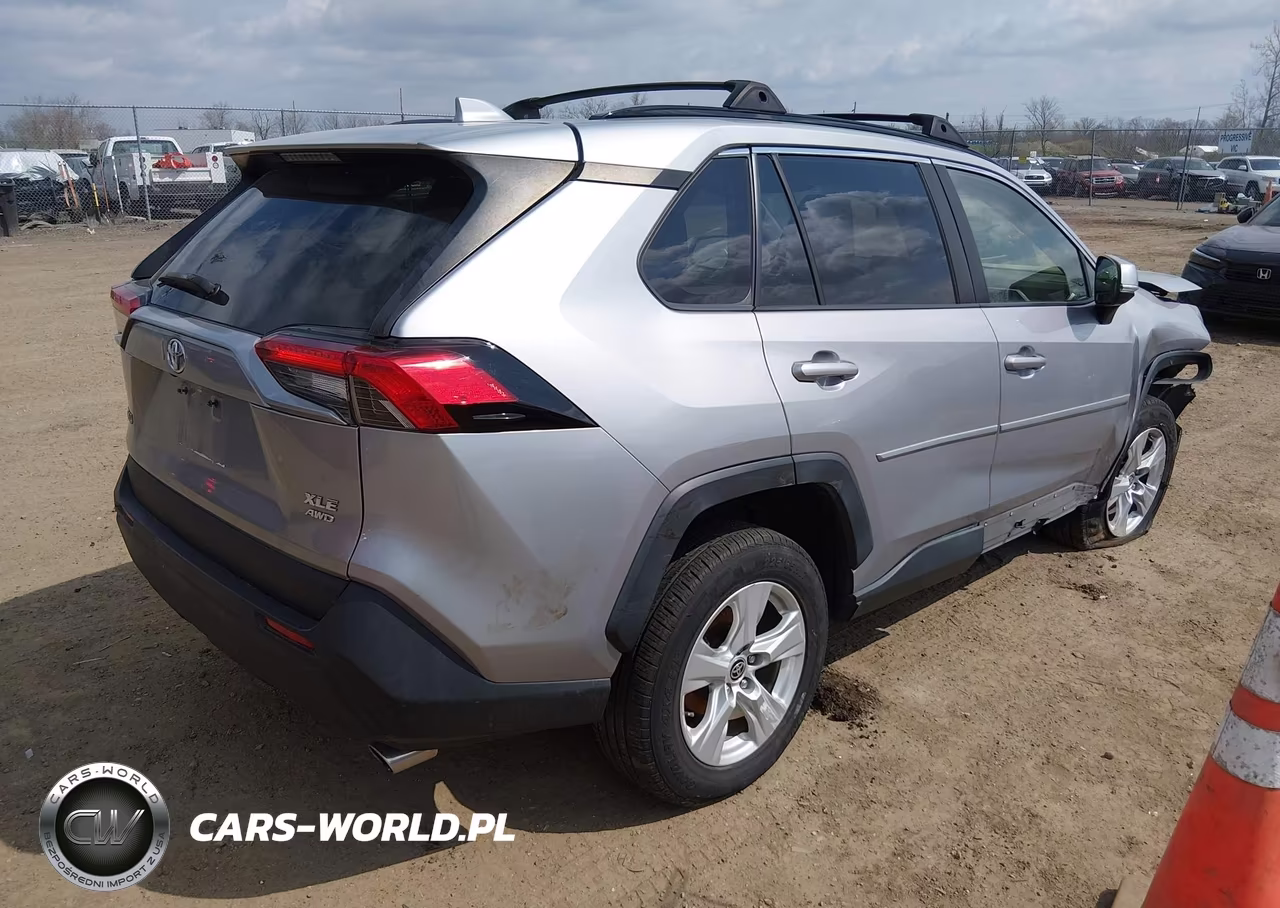 2020 Toyota Rav4 Xle VIN:JTMP1RFV5LD057908 - 4