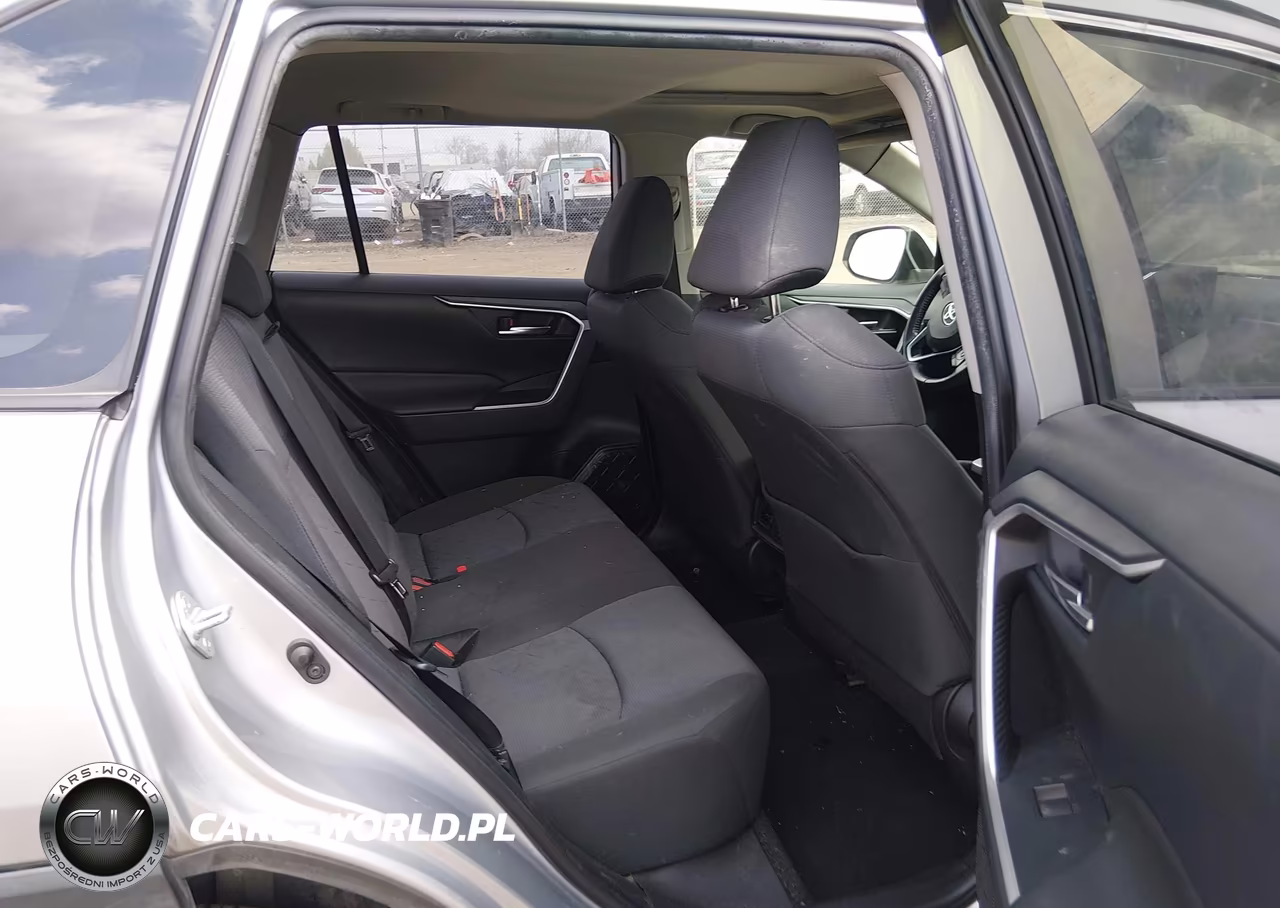 2020 Toyota Rav4 Xle VIN:JTMP1RFV5LD057908 - 8