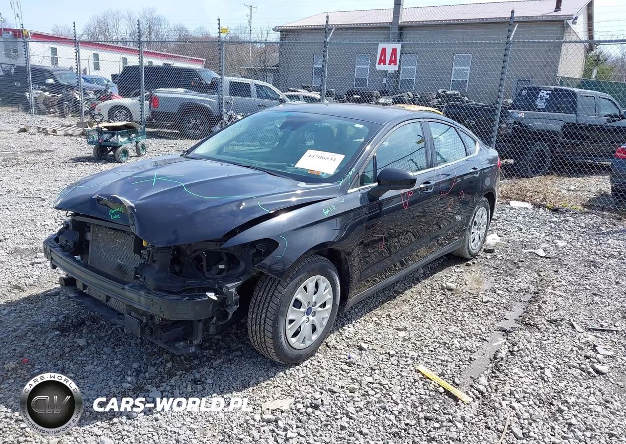 2020 Ford Fusion S VIN:3FA6P0G74LR140670 - 2