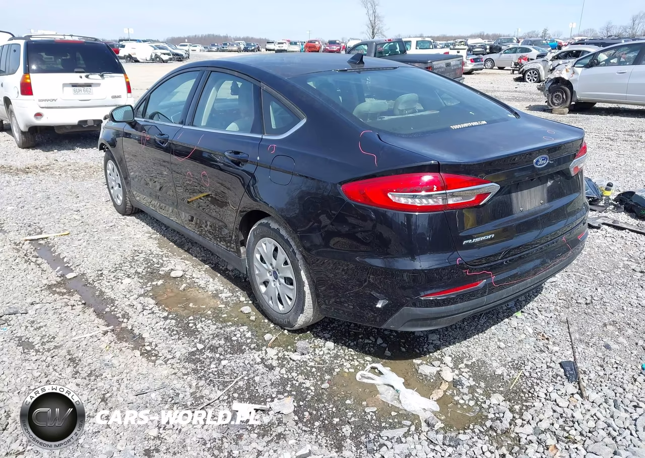 2020 Ford Fusion S VIN:3FA6P0G74LR140670 - 3