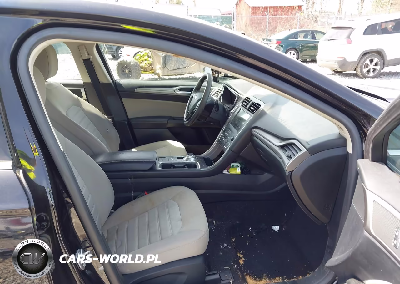 2020 Ford Fusion S VIN:3FA6P0G74LR140670 - 5