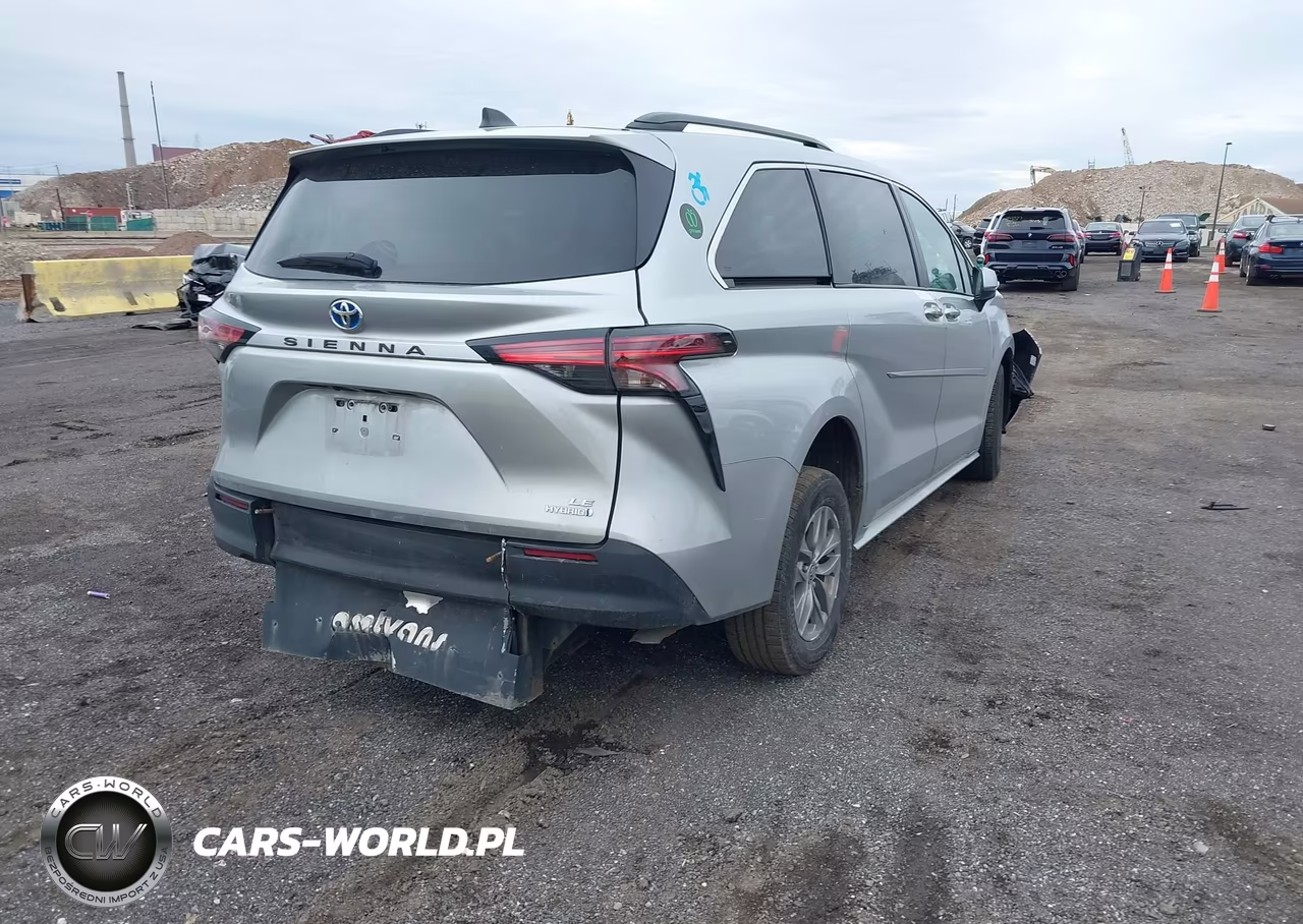 2022 Toyota Sienna Le VIN:5TDKRKEC7NS081550 - 4
