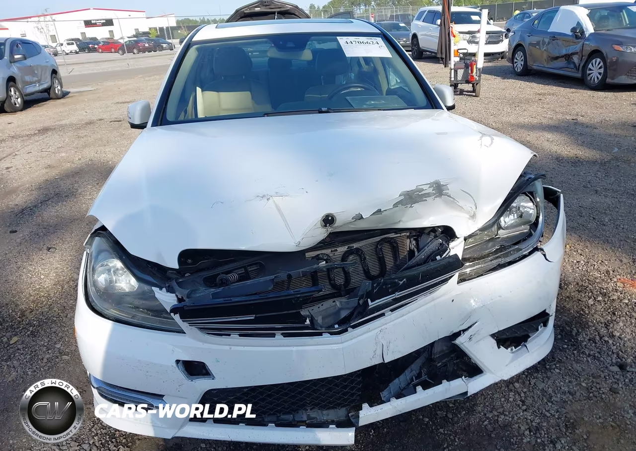 2014 Mercedes-Benz C 350 Sport VIN:WDDGF5HBXEA945691 - 12
