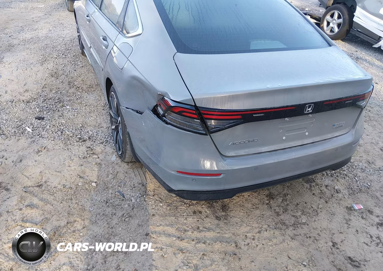 2025 Honda Accord Hybrid Touring VIN:1HGCY2F82SA045308 - 17