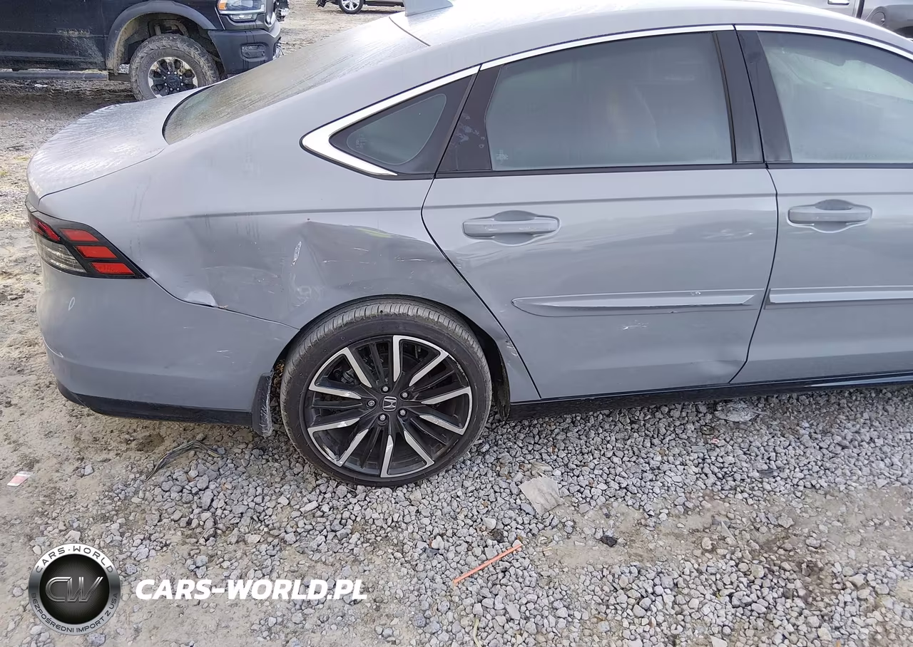2025 Honda Accord Hybrid Touring VIN:1HGCY2F82SA045308 - 19