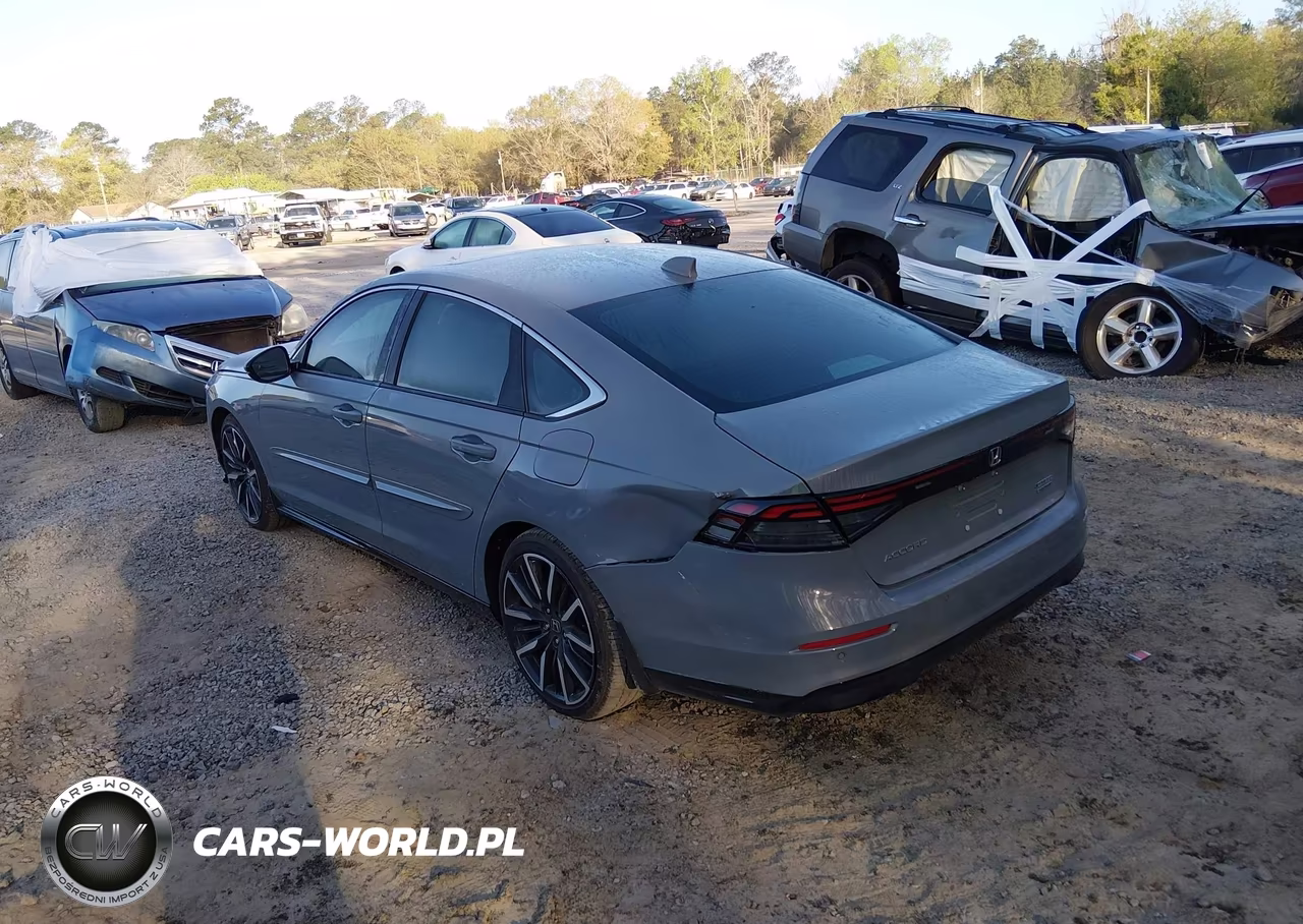 2025 Honda Accord Hybrid Touring VIN:1HGCY2F82SA045308 - 3