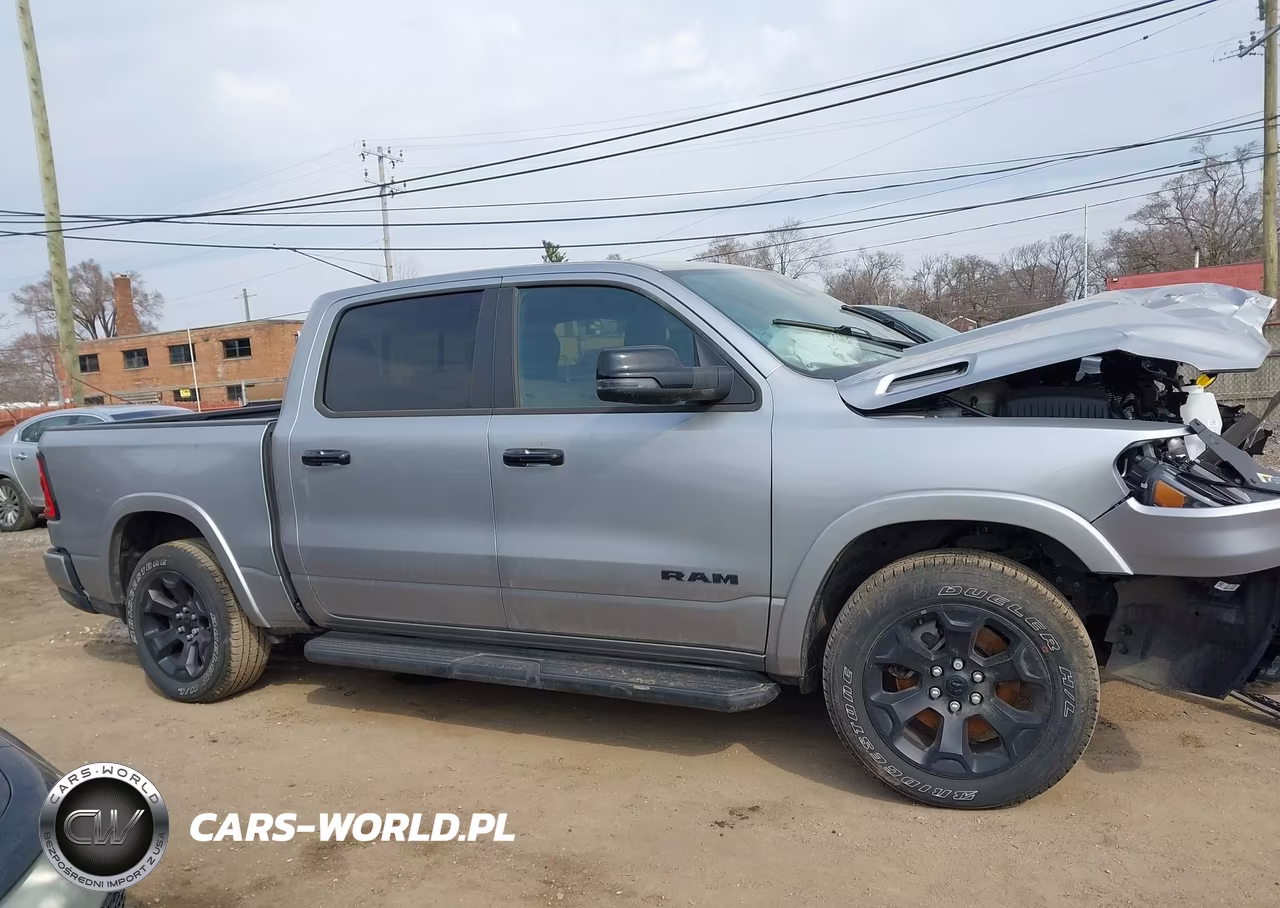 2025 Ram 1500 Big Horn 4X4 5'7 Box VIN:1C6RRFFG4SN245806 - 13