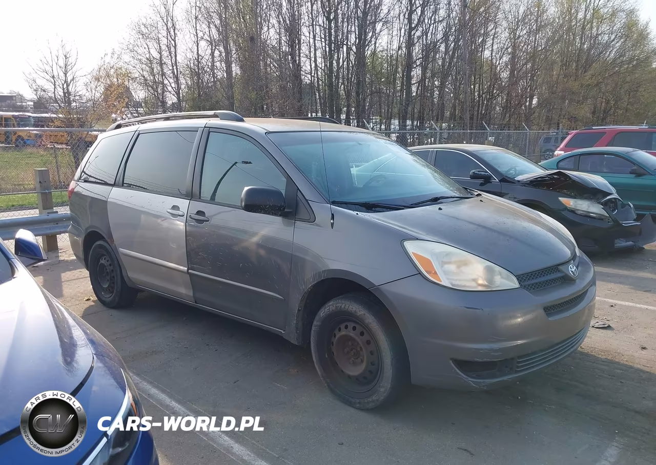 2005 Toyota Sienna Le
