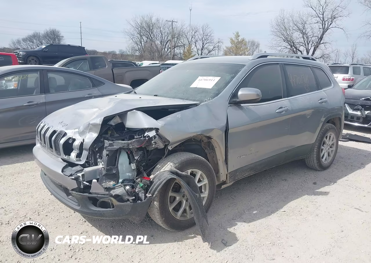 2014 Jeep Cherokee Latitude VIN:1C4PJMCB2EW198245 - 2