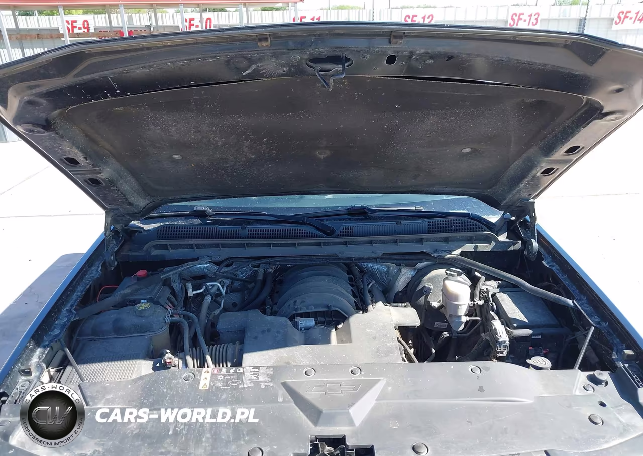 2018 Chevrolet Silverado 1500 2Lt VIN:3GCUKREC1JG404053 - 10