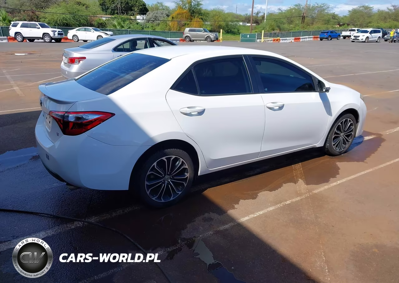 2016 Toyota Corolla S W-Special Edition Pkg VIN:5YFBURHE3GP559043 - 4