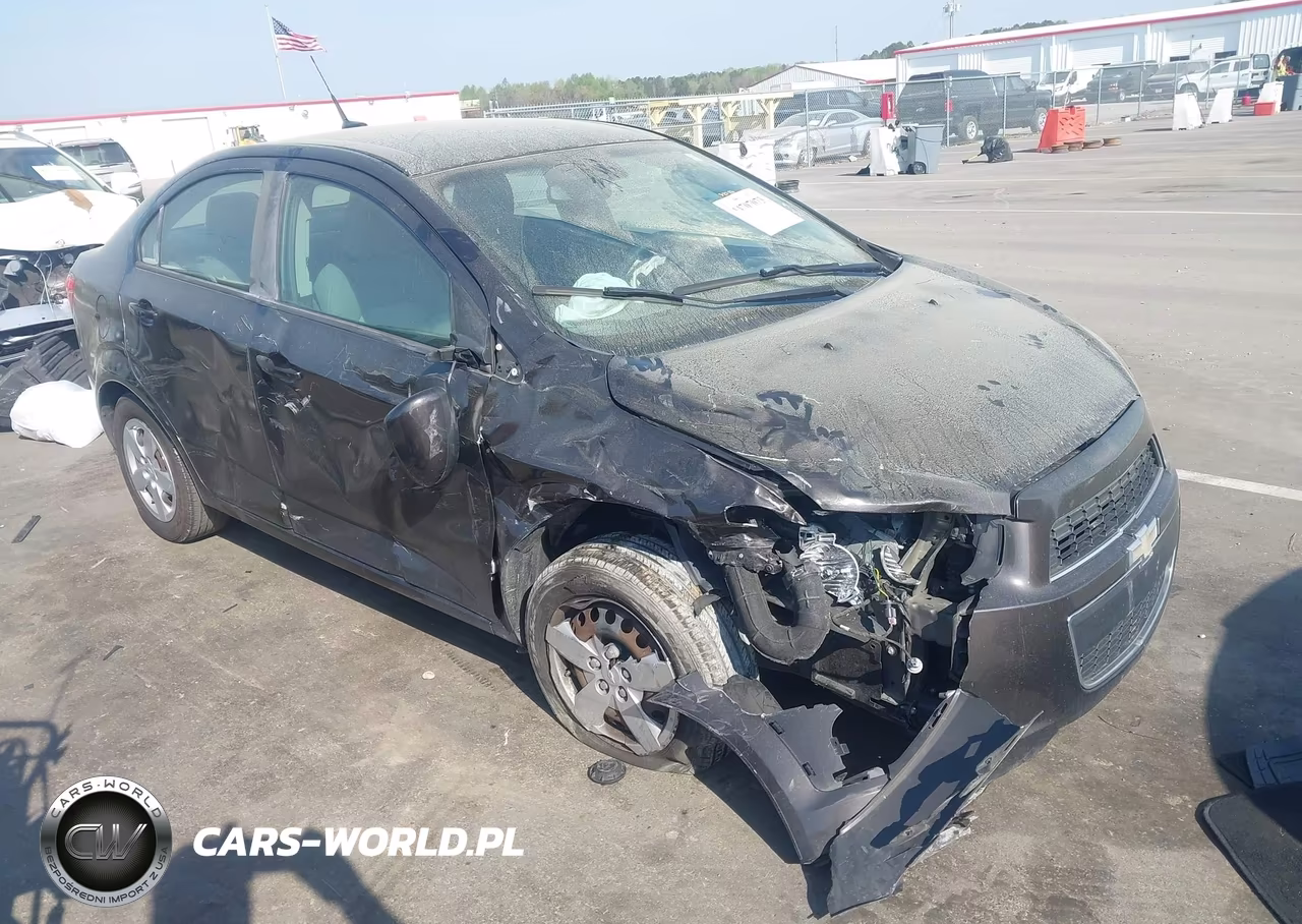 2013 Chevrolet Sonic Ls Auto