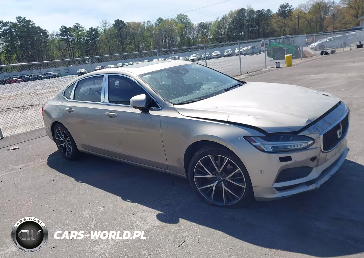 2018 Volvo S90 T5 Momentum