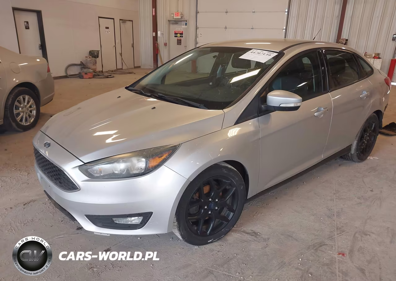 2016 Ford Focus Se VIN:1FADP3F29GL286162 - 2