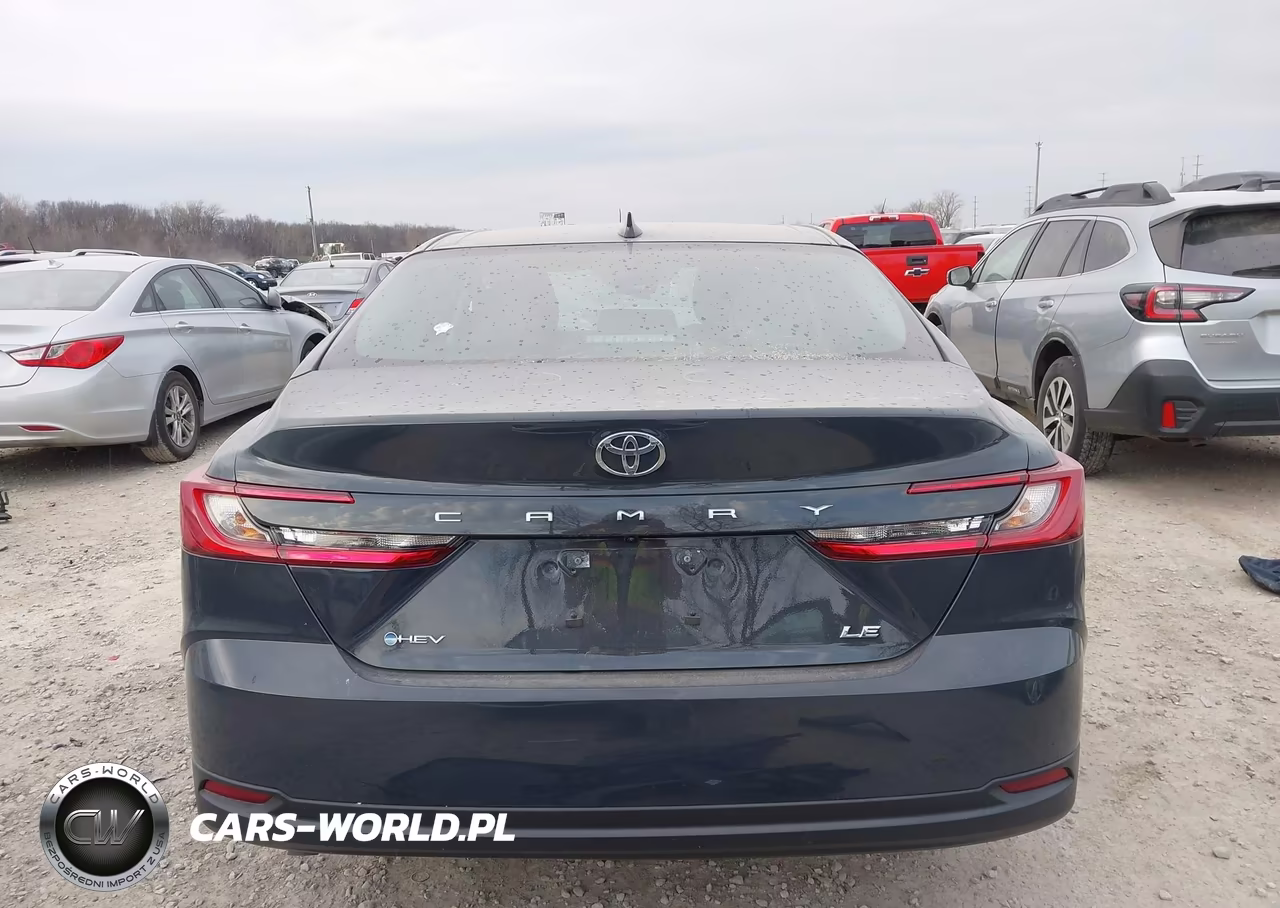 2026 Toyota Camry Le VIN:4T1DAACKXTU251330 - 17