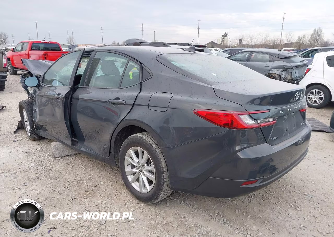 2026 Toyota Camry Le VIN:4T1DAACKXTU251330 - 3