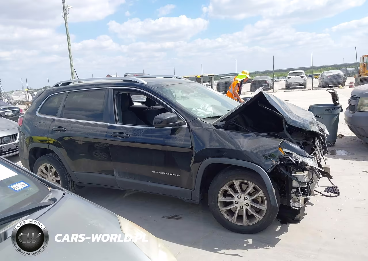 2019 Jeep Cherokee Latitude Fwd VIN:1C4PJLCB6KD144786 - 12