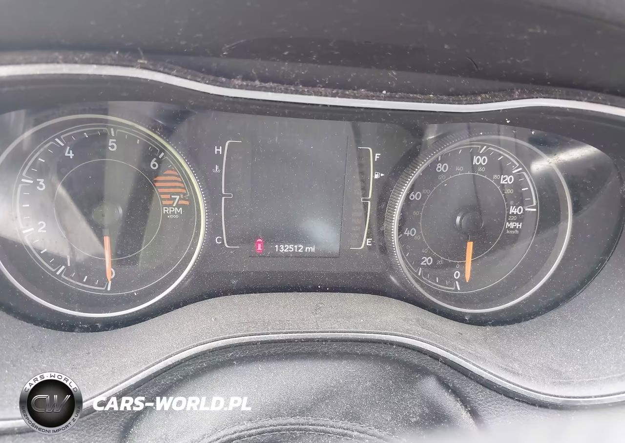 2019 Jeep Cherokee Latitude Fwd VIN:1C4PJLCB6KD144786 - 14