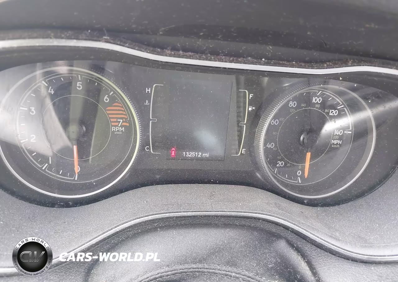 2019 Jeep Cherokee Latitude Fwd VIN:1C4PJLCB6KD144786 - 7