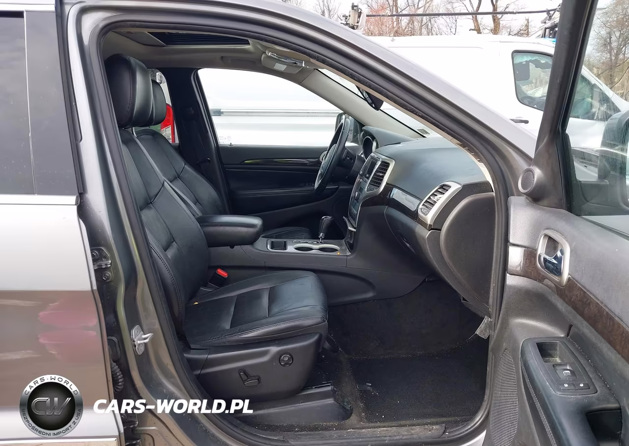 2012 Jeep Grand Cherokee Laredo VIN:1C4RJFAG5CC298308 - 5