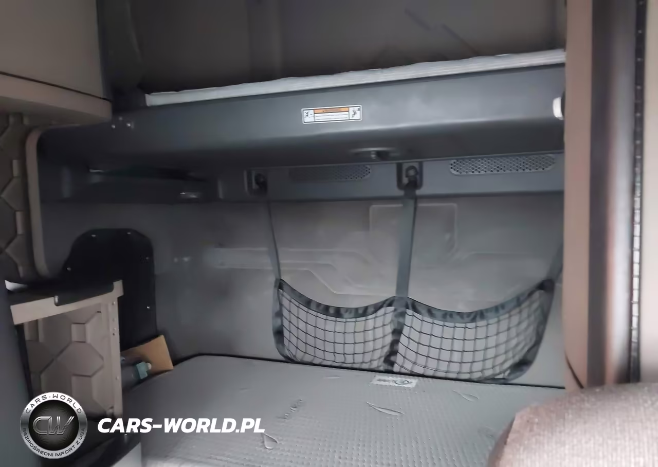 2017 Freightliner Cascadia 125 VIN:3AKJGLDR7HSHZ6864 - 6
