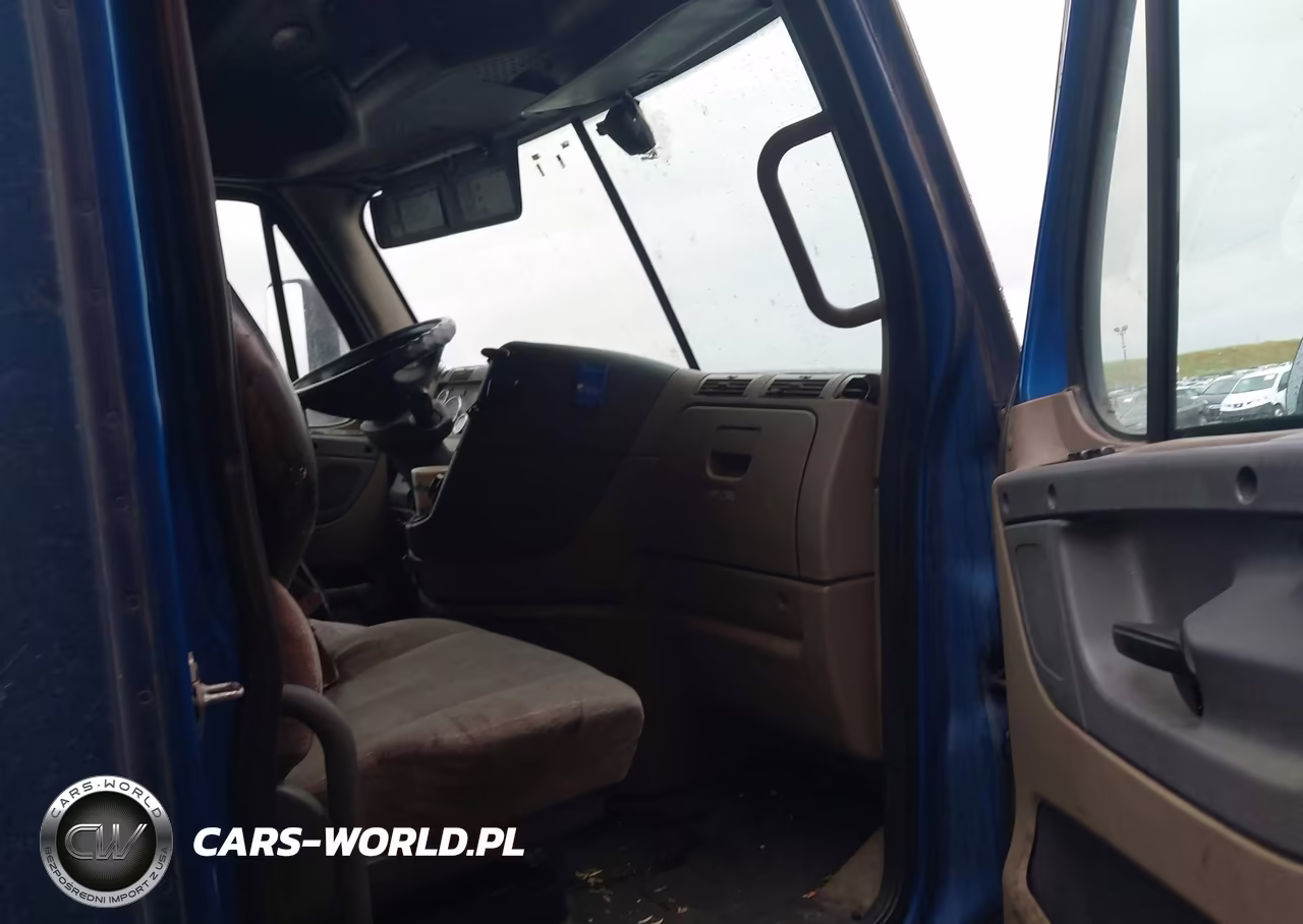 2017 Freightliner Cascadia 125 VIN:3AKJGLDR7HSHZ6864 - 7