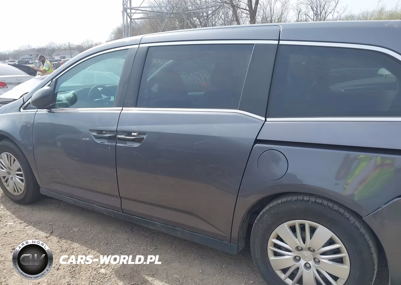 2015 Honda Odyssey Lx VIN:5FNRL5H23FB024448 - 14